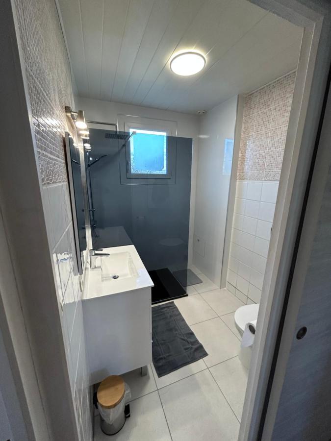 Jolie Villa Independante Climatisee 3 Chambres Tout Confort 6 Couchages, Piscine Chauffee 4 X 8 Disponible Selon Meteo De Mai A Fin Septembre, Jacuzzi 4 Places, Boulodrome Eclaire, Ping-Pong, Wifi, Proche Commerces Animaux Domestiques Sur Demande Bretenoux Εξωτερικό φωτογραφία