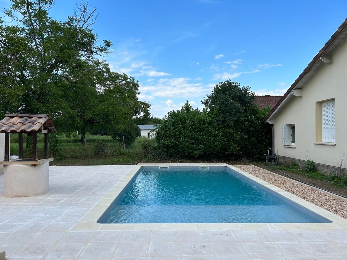 Jolie Villa Independante Climatisee 3 Chambres Tout Confort 6 Couchages, Piscine Chauffee 4 X 8 Disponible Selon Meteo De Mai A Fin Septembre, Jacuzzi 4 Places, Boulodrome Eclaire, Ping-Pong, Wifi, Proche Commerces Animaux Domestiques Sur Demande Bretenoux Εξωτερικό φωτογραφία