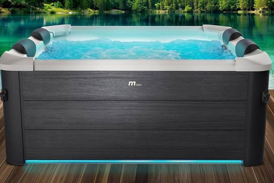 Jolie Villa Independante Climatisee 3 Chambres Tout Confort 6 Couchages, Piscine Chauffee 4 X 8 Disponible Selon Meteo De Mai A Fin Septembre, Jacuzzi 4 Places, Boulodrome Eclaire, Ping-Pong, Wifi, Proche Commerces Animaux Domestiques Sur Demande Bretenoux Εξωτερικό φωτογραφία